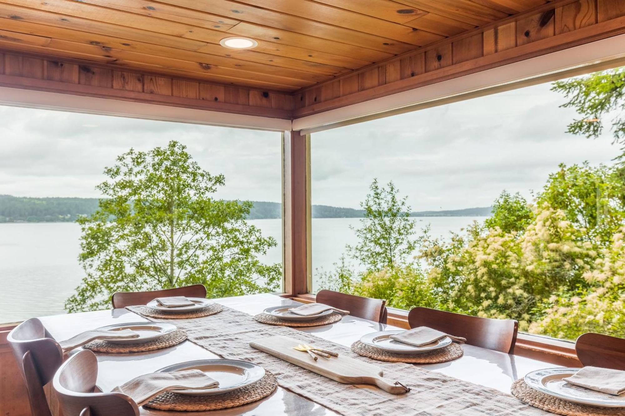 Eagle Beach Retreat By Avantstay Waterfront Home Freeland エクステリア 写真