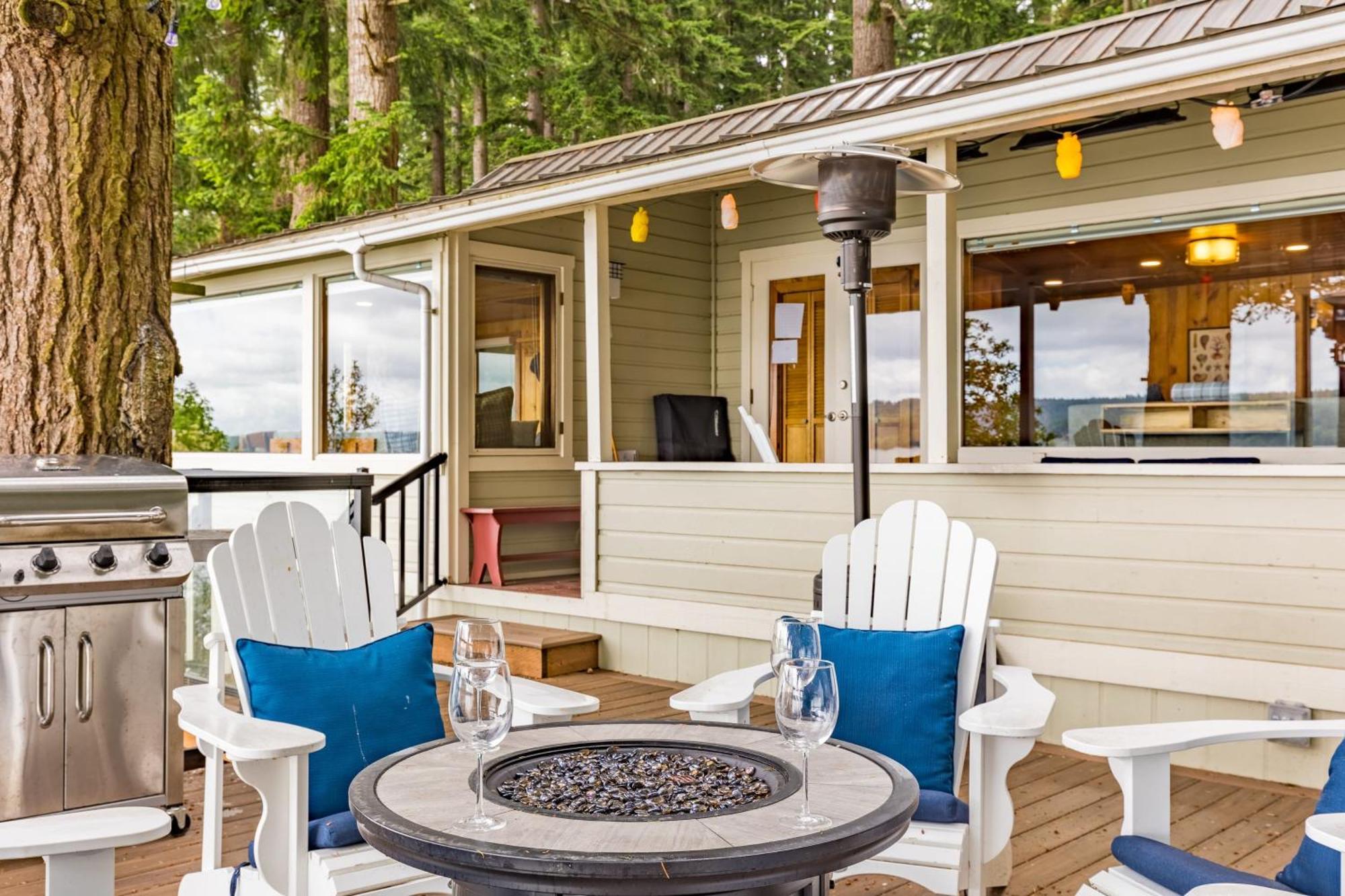 Eagle Beach Retreat By Avantstay Waterfront Home Freeland エクステリア 写真