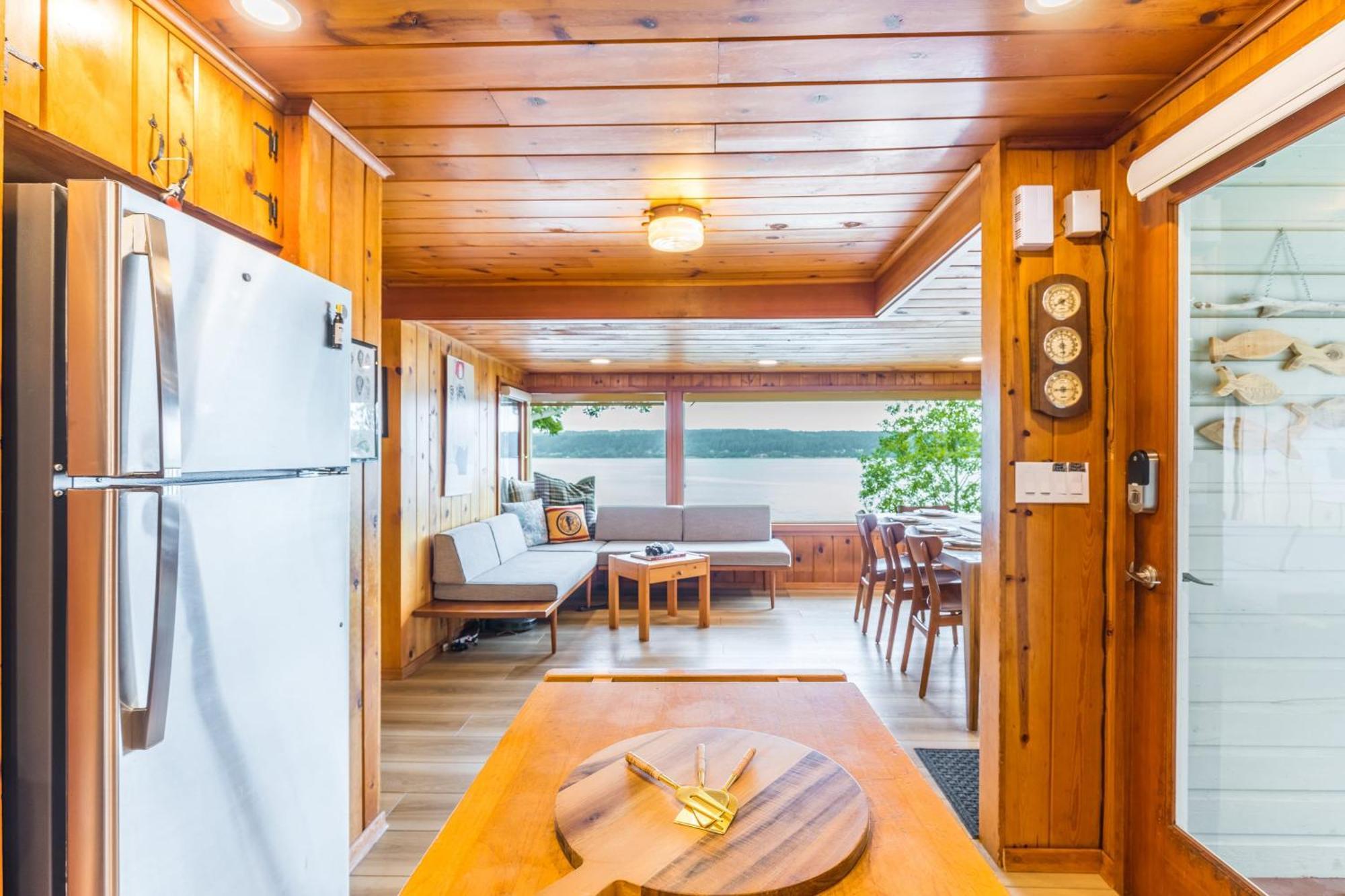 Eagle Beach Retreat By Avantstay Waterfront Home Freeland エクステリア 写真